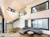 Eladó téglalakás, II. kerületben 215 M Ft, 3 szobás