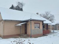 Eladó családi ház