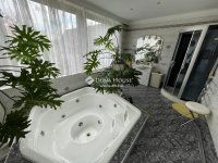 Eladó családi ház, XX. kerületben 190 M Ft, 5 szobás