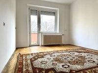 Eladó téglalakás, Győrött 49.9 M Ft, 2 szobás