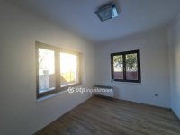 Eladó családi ház, Pápán 119 M Ft, 3+1 szobás