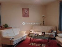 Eladó családi ház, XVI. kerületben 210 M Ft, 7 szobás