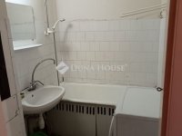 Eladó panellakás, Szegeden 48 M Ft, 2 szobás