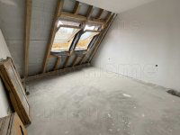 Eladó téglalakás, Siófokon 180 M Ft, 5 szobás