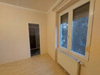 Kiadó téglalakás, albérlet, Esztergomban 170 E Ft / hó