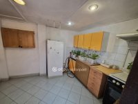 Eladó családi ház, Ercsiben 64.9 M Ft, 4 szobás