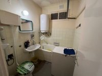 Eladó téglalakás, Komlón 18.5 M Ft, 2 szobás