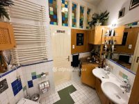 Eladó téglalakás, II. kerületben 188 M Ft, 3 szobás