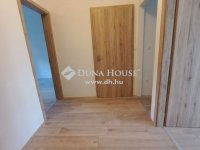Eladó téglalakás, Pécsett 69.9 M Ft, 3 szobás