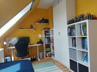 Eladó téglalakás, Sukorón 94.5 M Ft, 3 szobás