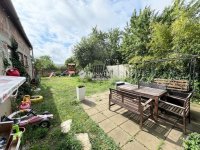 Eladó családi ház, Mogyoródon 136.5 M Ft, 10 szobás