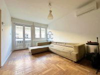 Eladó téglalakás, V. kerületben 139.9 M Ft, 4 szobás