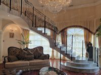 Eladó családi ház, Szolnokon 240 M Ft, 5 szobás