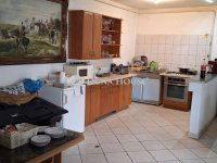 Eladó családi ház, XVII. kerületben 72 M Ft, 5 szobás