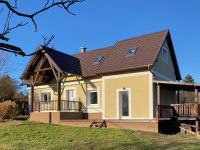 Eladó családi ház, Cserszegtomajon 95 M Ft, 4 szobás