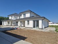 Eladó ikerház, Debrecenben 129.99 M Ft, 4 szobás