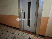 Eladó panellakás, Hatvanban 40 M Ft, 2 szobás