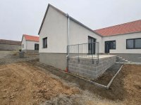 Eladó családi ház, Nagykozáron 105.9 M Ft, 4 szobás