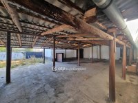 Eladó családi ház, Egyházaskeszőn 16.5 M Ft, 4+2 szobás