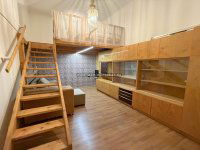 Kiadó téglalakás, albérlet