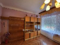 Eladó családi ház, Tabon 46.9 M Ft, 4 szobás