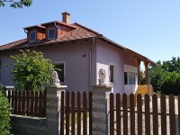 Eladó családi ház, Oslin 77.745 M Ft, 3 szobás