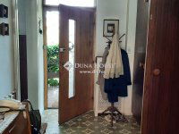 Eladó családi ház, Esztergomban 89.9 M Ft, 3 szobás