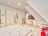 Eladó családi ház, Gyálon 299 M Ft, 7 szobás