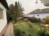 Eladó családi ház, Nagytarcsán 124.9 M Ft, 4 szobás