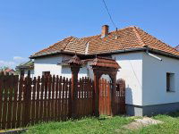 Eladó családi ház, Tiszatenyőn 10.9 M Ft, 2 szobás