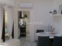 Eladó családi ház, Pécsett 96.5 M Ft, 2 szobás