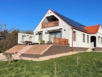 Eladó családi ház, Gyulakeszin 150 M Ft, 4 szobás