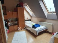 Eladó családi ház, Veszprémben 61.9 M Ft, 2+2 szobás