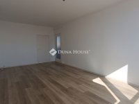 Eladó panellakás, Kecskeméten 45.9 M Ft, 2 szobás