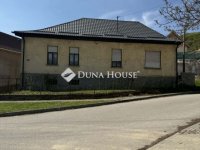 Eladó családi ház, Csolnokon 35 M Ft, 4 szobás