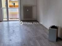 Eladó panellakás, Pécsett 52 M Ft, 2 szobás