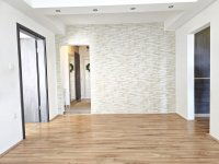 Eladó panellakás, Pécsett 54.9 M Ft, 3 szobás