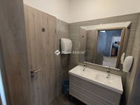 Eladó hotel, Sümegen 299.9 M Ft / költözzbe.hu