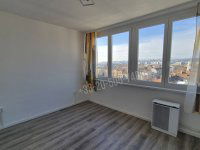 Eladó téglalakás, Miskolcon 32.9 M Ft, 3 szobás