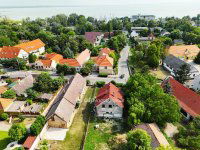 Eladó családi ház, Balatonkenesén 79 M Ft, 7 szobás