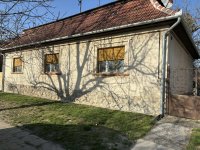 Eladó családi ház, Ceglédbercelen 64.99 M Ft, 5 szobás