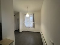 Eladó ikerház, Veszprémben 44 M Ft, 2 szobás