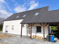 Eladó családi ház