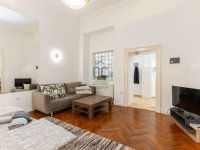 Eladó téglalakás, V. kerületben 109 M Ft, 3 szobás