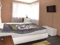 Eladó családi ház, Nagykozáron 119.99 M Ft, 4 szobás