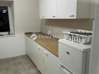 Eladó családi ház, Enyingen 159 M Ft, 1 szobás