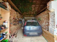 Eladó családi ház, Pápateszéren 19.99 M Ft, 3 szobás