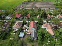 Eladó családi ház, Baracskán 98 M Ft, 6 szobás