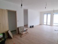 Eladó családi ház, Bicskén 90 M Ft, 5 szobás