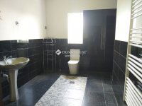 Eladó családi ház, Dunaharasztin 129 M Ft, 9 szobás